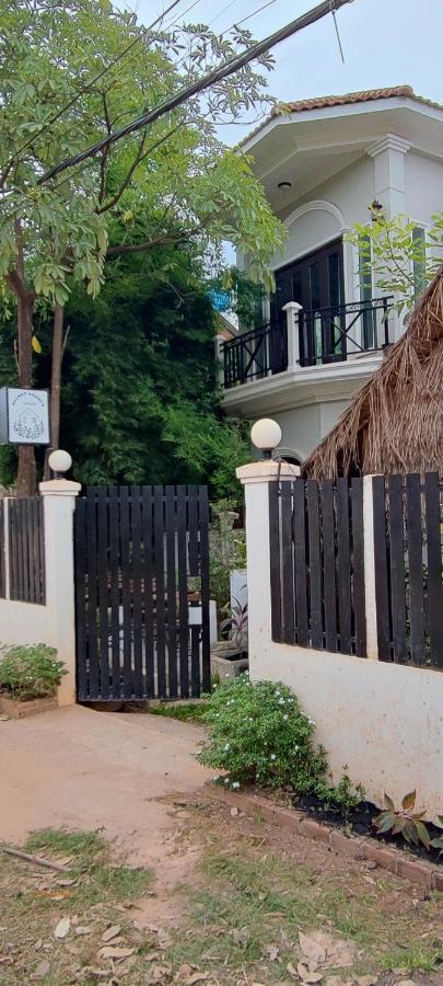 Secret Garden Homestay Siem Reap Buitenkant foto