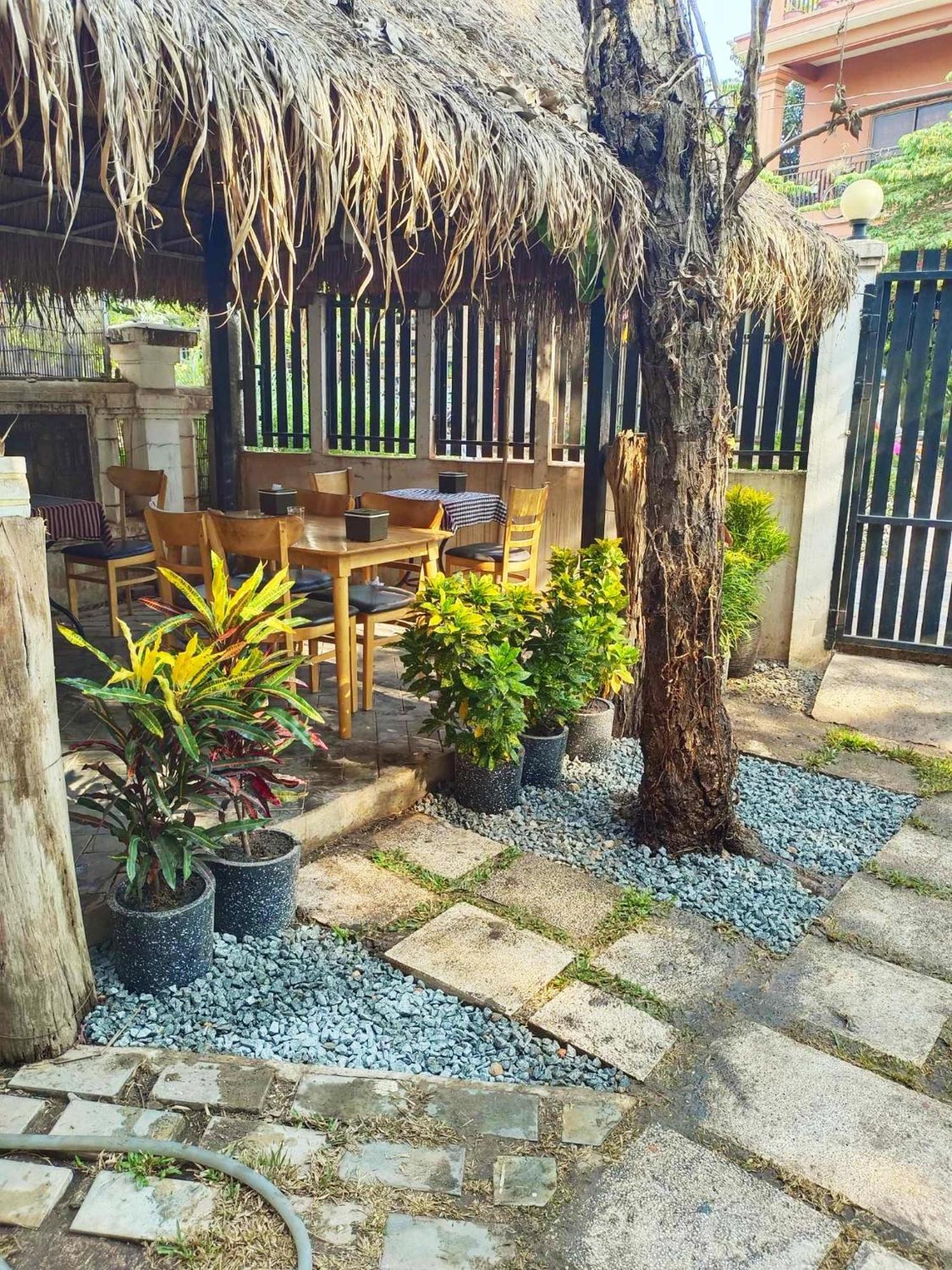 Secret Garden Homestay Siem Reap Buitenkant foto